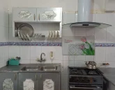 آشپزخانه با اجاق گاز، هود، سینک دو قلو خانه ویلایی در مشهد 457848
