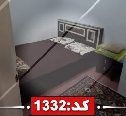 اتاق مستر با تخت خواب قهوه ای و موکت شده آپارتمان در مشهد 478647