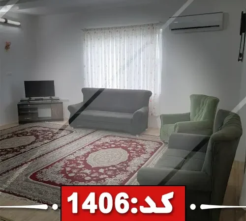 اتاق پذیرایی فرش شده به همراه مبلمان و اسپیلت ویلا در قوچان 594584